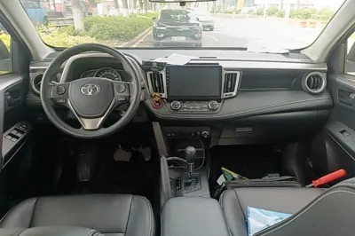 Toyota RAV4 2016, 102000 км, за 76993.8 CNY - фото 13