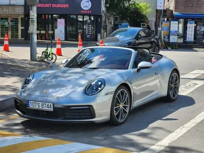 Porsche 911 2024, 2400 км, за 189900000 KRW