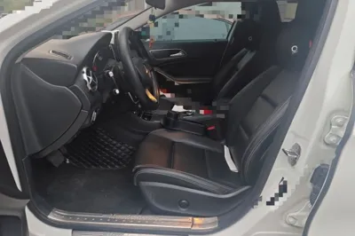 Mercedes-Benz GLA 2018, 155000 км, за 61970.29 CNY - фото 16