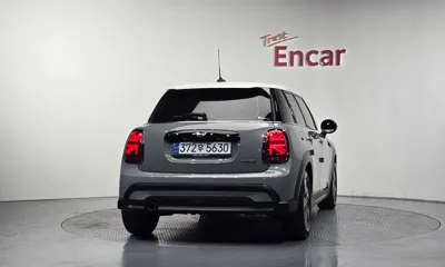 MINI Cooper 2022, 108009 км, за 99990000 KRW - фото 4