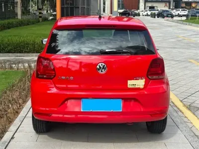 Volkswagen Polo 2015, 68000 км, за 22799 CNY - фото 5