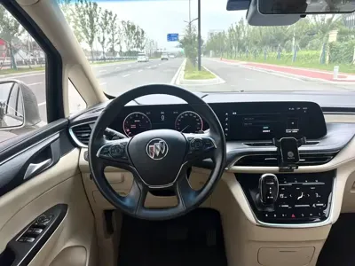Buick GL8 2022, 101000 км, за 159800 CNY - фото 12