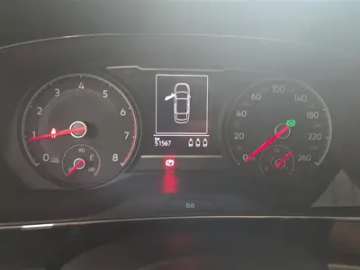 Volkswagen Passat 2021, 51600 км, за 83000 CNY - фото 14