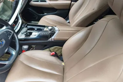 Geely Auto Emgrand GT 2020, 61900 км, за 42355.47 CNY - фото 16