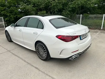 Mercedes-Benz C-Class 2023, 26500 км, за 46660000 KRW