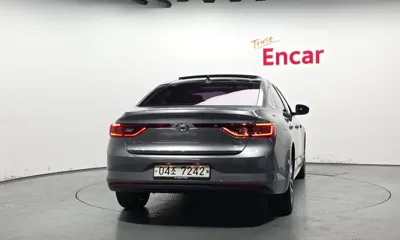 Renault-KoreaSamsung SM6 2017, 132329 км, за 5300000 KRW