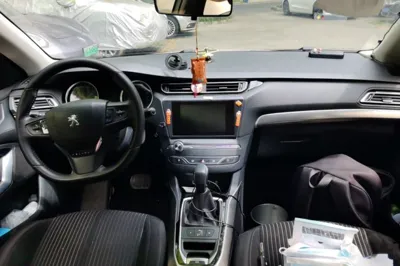 Peugeot 408 2016, 68600 км, за 43507 CNY - фото 17