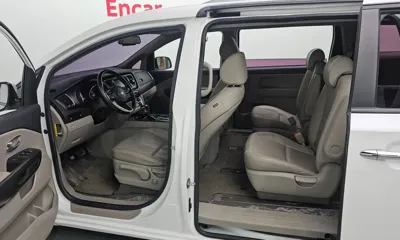 Kia Canival 2019, 114367 км, за 13500000 KRW - фото 12