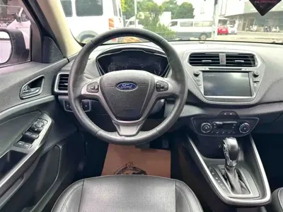 Ford Escort 2017, 103000 км, за 24800 CNY - фото 6