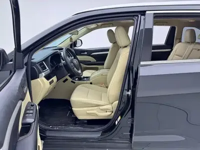 Toyota Highlander 2020, 59400 км, за 104900 CNY - фото 6