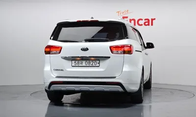 Kia Canival 2016, 189873 км, за 8990000 KRW