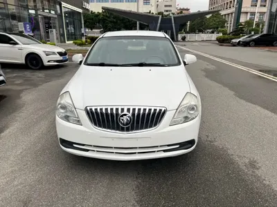 Buick Excelle 2015, 15800 км, за 15800 CNY