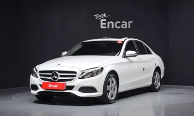 Mercedes-Benz C-Class · 2017 год