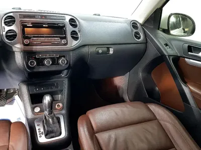 Volkswagen Tiguan 2015, 160321 км, за 5790000 KRW - фото 9
