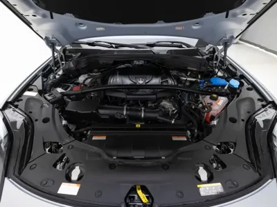 Maserati Grecale 2024, 4724 км, за 78500000 KRW - фото 6