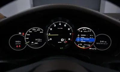 Porsche Panamera 2023, 26800 км, за 138000000 KRW - фото 8