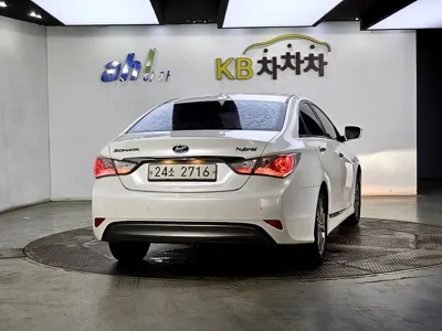 Hyundai Sonata 2014, 170921 км, за 3390000 KRW - фото 3