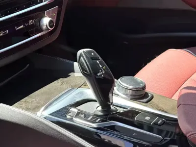 BMW 5 Series 2022, 50000 км, за 167900 CNY - фото 8
