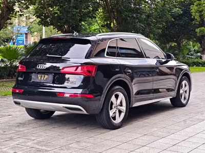 Audi Q5L 2021, 99000 км, за 139800 CNY - фото 13
