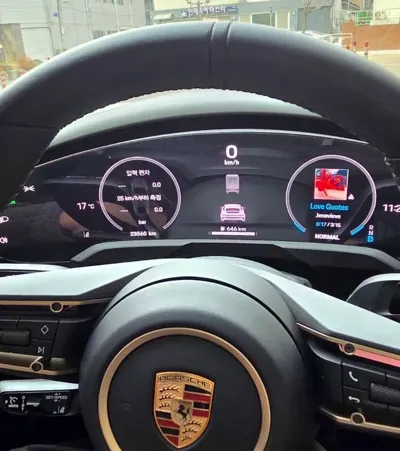 Porsche Taycan 2025, 27000 км, за 130000000 KRW