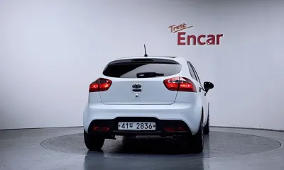 Kia Pride 2014, 112706 км, за 5990000 KRW