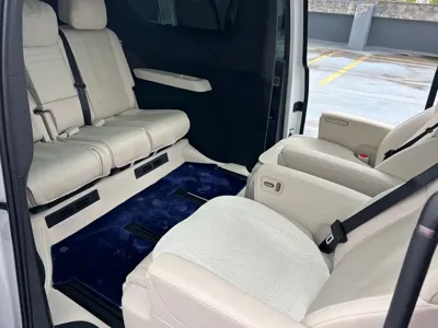 Li Auto Li MEGA 2025, 37000 км, за 468000 CNY - фото 17