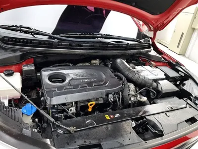 Kia Stonic 2018, 142093 км, за 7500000 KRW - фото 6