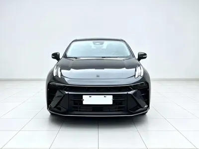 Lynk & Co 03 2021, 24000 км, за 43500 CNY