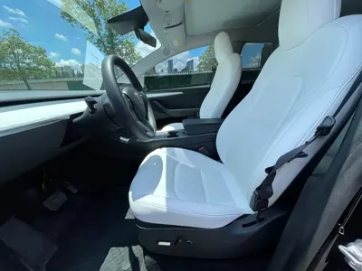 Tesla Model Y 2021, 110000 км, за 128000 CNY - фото 6