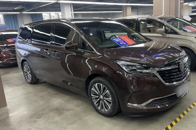 Buick GL8 2021, 110200 км, за 169734.41 CNY
