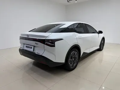 Toyota bZ3 2023, 91000 км, за 61800 CNY
