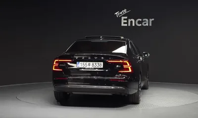 Volvo S60 2024, 38143 км, за 31500000 KRW