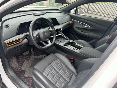 Changan UNI-T 2022, 26000 км, за 58800 CNY