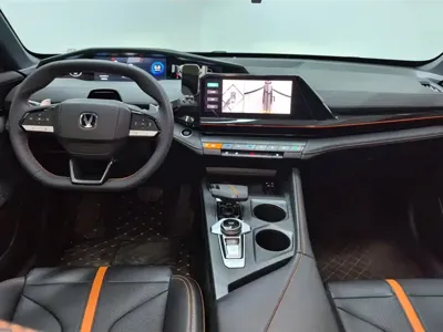 Changan UNI-V 2024, 9900 км, за 74800 CNY - фото 12