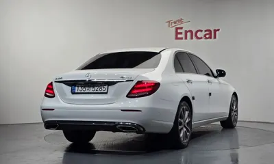 Mercedes-Benz E-Class 2019, 61225 км, за 23990000 KRW