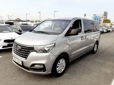 Hyundai Starex 2019, 190000 км, за 10200000 KRW
