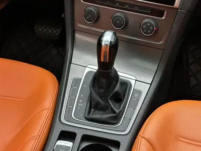 Volkswagen Golf 2014, 130000 км, за 29800 CNY - фото 9