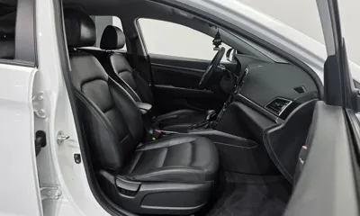Hyundai Avante 2017, 138143 км, за 8300000 KRW - фото 11