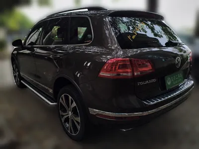 Volkswagen Touareg 2017, 94400 км, за 128950.68 CNY