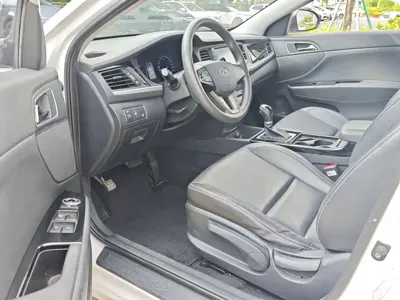 Hyundai Mistra 2017, 57000 км, за 33800 CNY - фото 6
