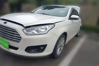 Ford Escort 2017, 68900 км, за 30253.91 CNY - фото 1