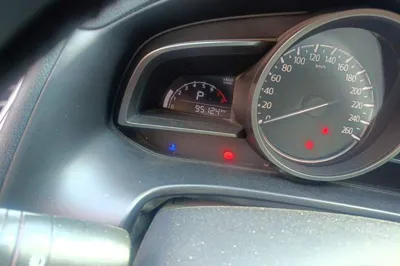 Mazda Mazda 3 Axela 2017, 95100 км, за 40144.09 CNY - фото 13
