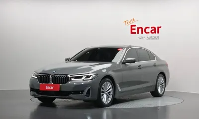BMW 5-Series · 2021 год