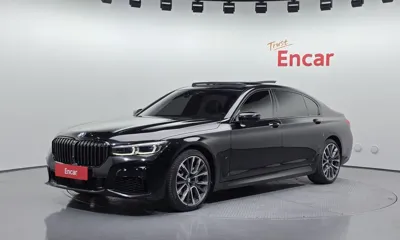 BMW 7-Series · 2020 год