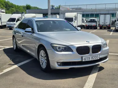 BMW 7-Series · 2010 год