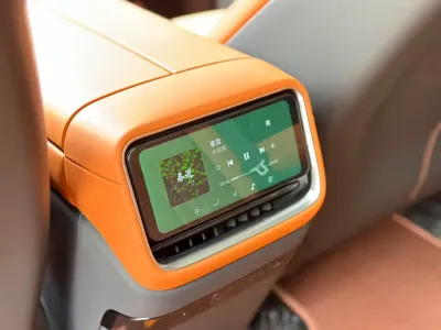 Xiaomi 小米YU7 2025, 12100 км, за 229800 CNY - фото 24