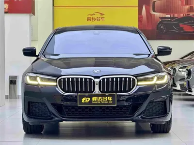 BMW 5 Series 2022, 76000 км, за 236800 CNY