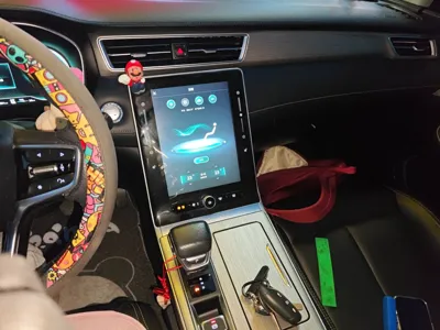 Roewe RX5 New Energy 2020, 32500 км, за 54635.28 CNY - фото 14