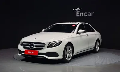 Mercedes-Benz E-Class · 2017 год