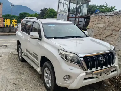 Toyota Prado (Import) · 2015 год